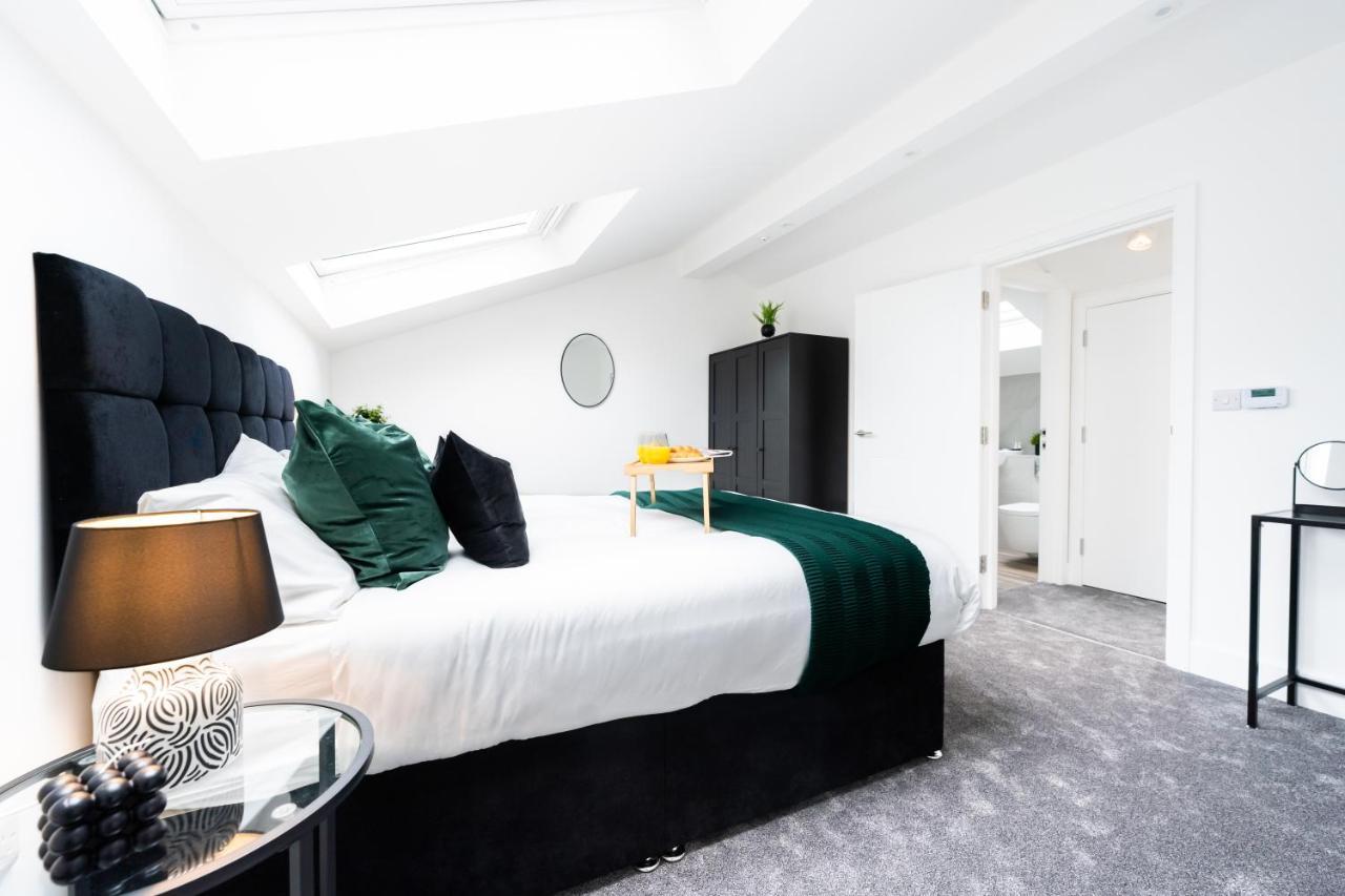 Hosta Group - Prestige 1 Bed Apartment - The Olive Кеймбридж Екстериор снимка